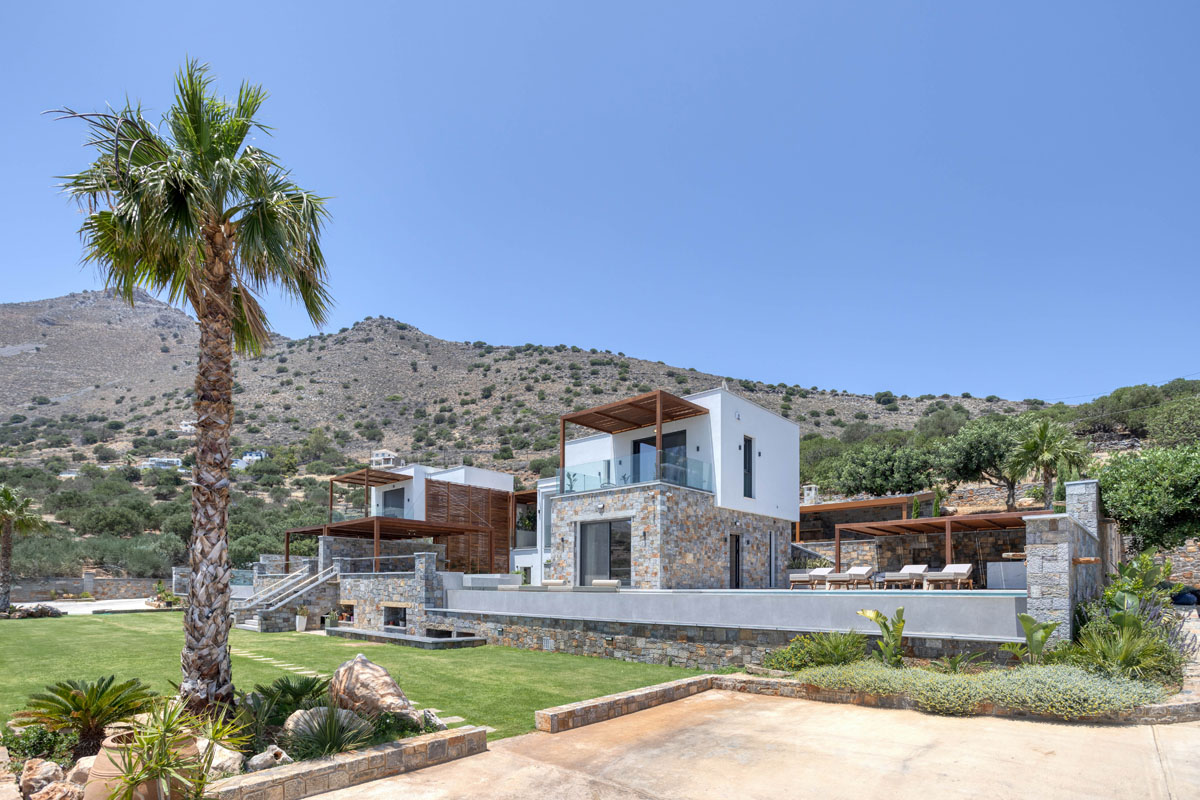 Zeus Luxury Villas